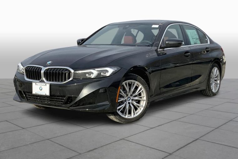 BMW 3 Series (330i)